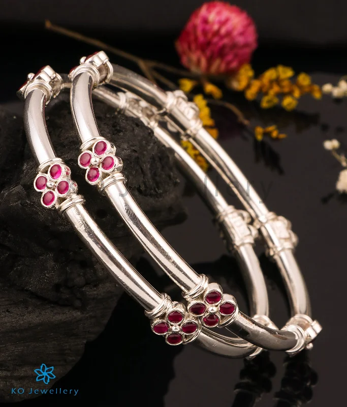 Light bead bangles-The Pratham Silver Bangle (Oxidised/Size 2.2/2.4/2.6/2.8)