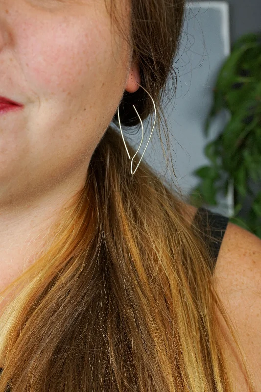 Polished gem earrings-Galbe Threader Hoop Earrings in silver or gold-filled