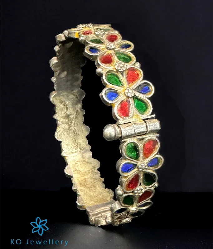 Citrine bangles-The Silver Antique Enamel Openable Bracelet (Size 2.8)