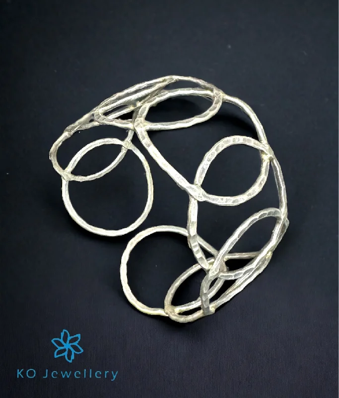 Light filigree bangles-The Circled Silver Flexible Open Bracelet