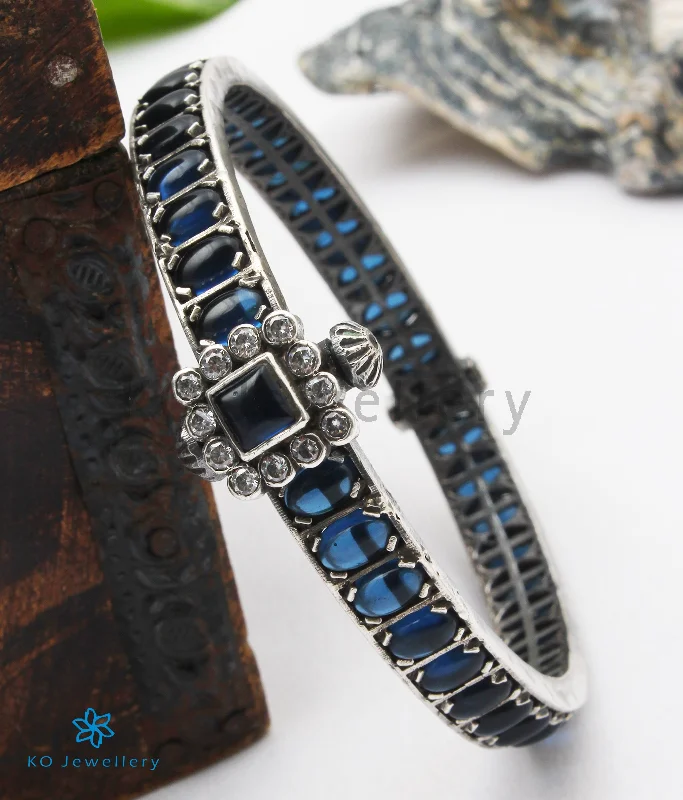 Glossy cuff bangles-The Samatva Silver Kemp Bracelet (Blue/Oxidised; Size 2.2/2.4/2.6/2.8)