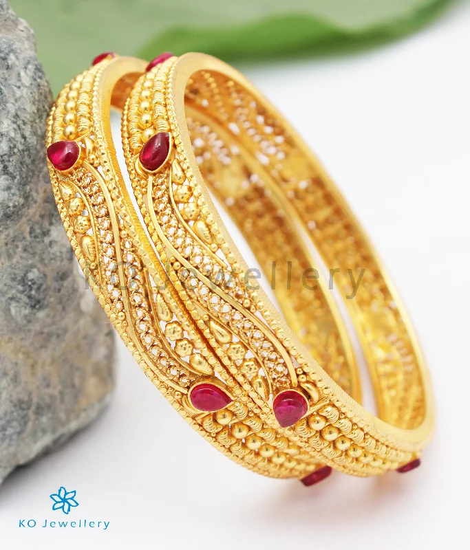 Curved charm bangles-The Samstara Silver Kemp Bangle (Size 2.2/2.4/2.6/2.8)