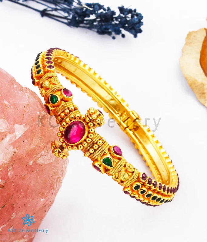 Retro flair bangles-The Aaratrika Silver Kempu Openable Bracelet (Red/Green/Size 2.2/2.4/2.6/2.8)