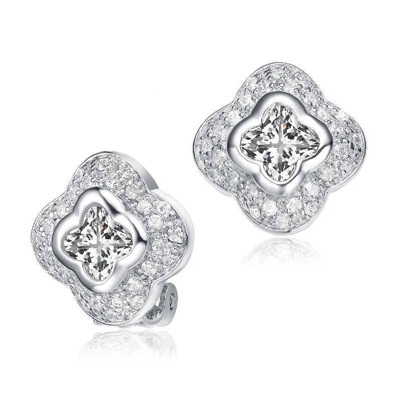 Astro motif earrings-Estelle Clover-Shaped Stud Earrings