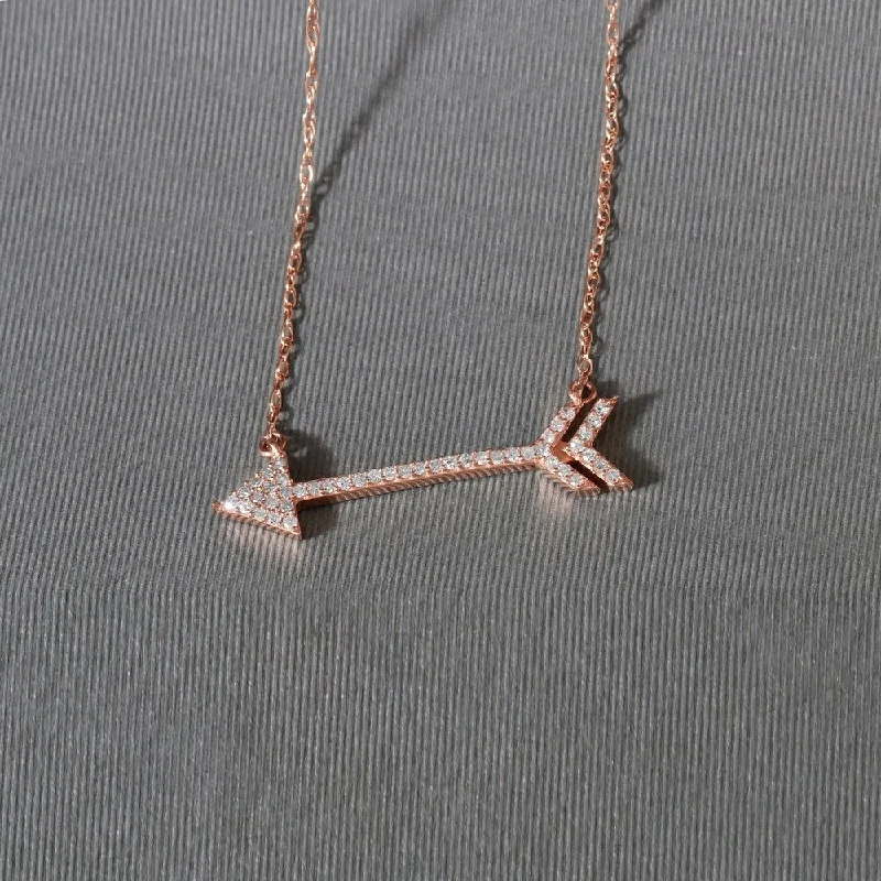 Oval charm necklaces-De Couer 10k Rose Gold 1/8ct TDW Diamond Arrow-Shaped Necklace - Pink