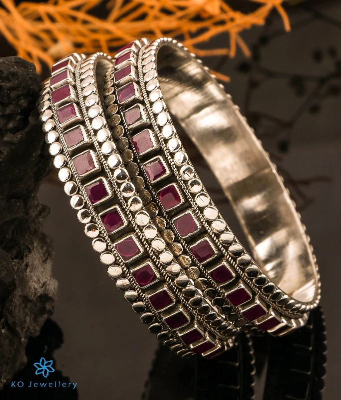 Vintage bead bangles-The Mihir Silver Gemstone Bangle (Size 2.6)